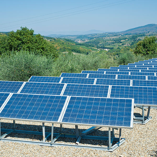 Protecciones Fotovoltaicas: garantizando la eficiencia y seguridad de un sistema solar